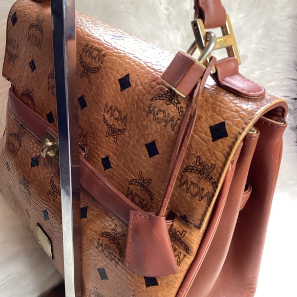 MCM Brown Visetos Leather Handbag MCM Kelly style - Picture 6 of 12